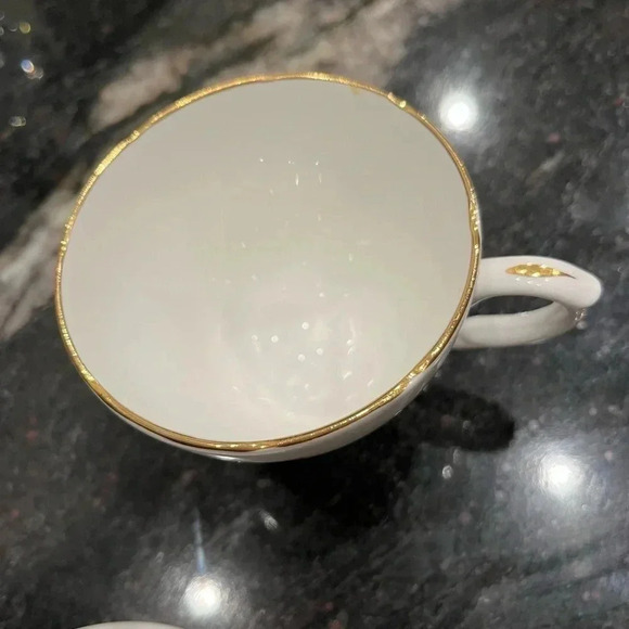 Duchess Bone China -vintage teacup and saucer - Picture 9 of 9